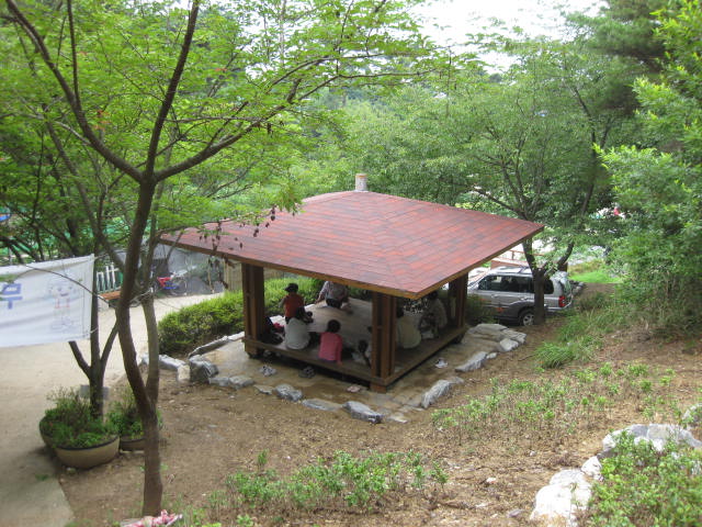 화동수변공원내 시설물전경 이미지